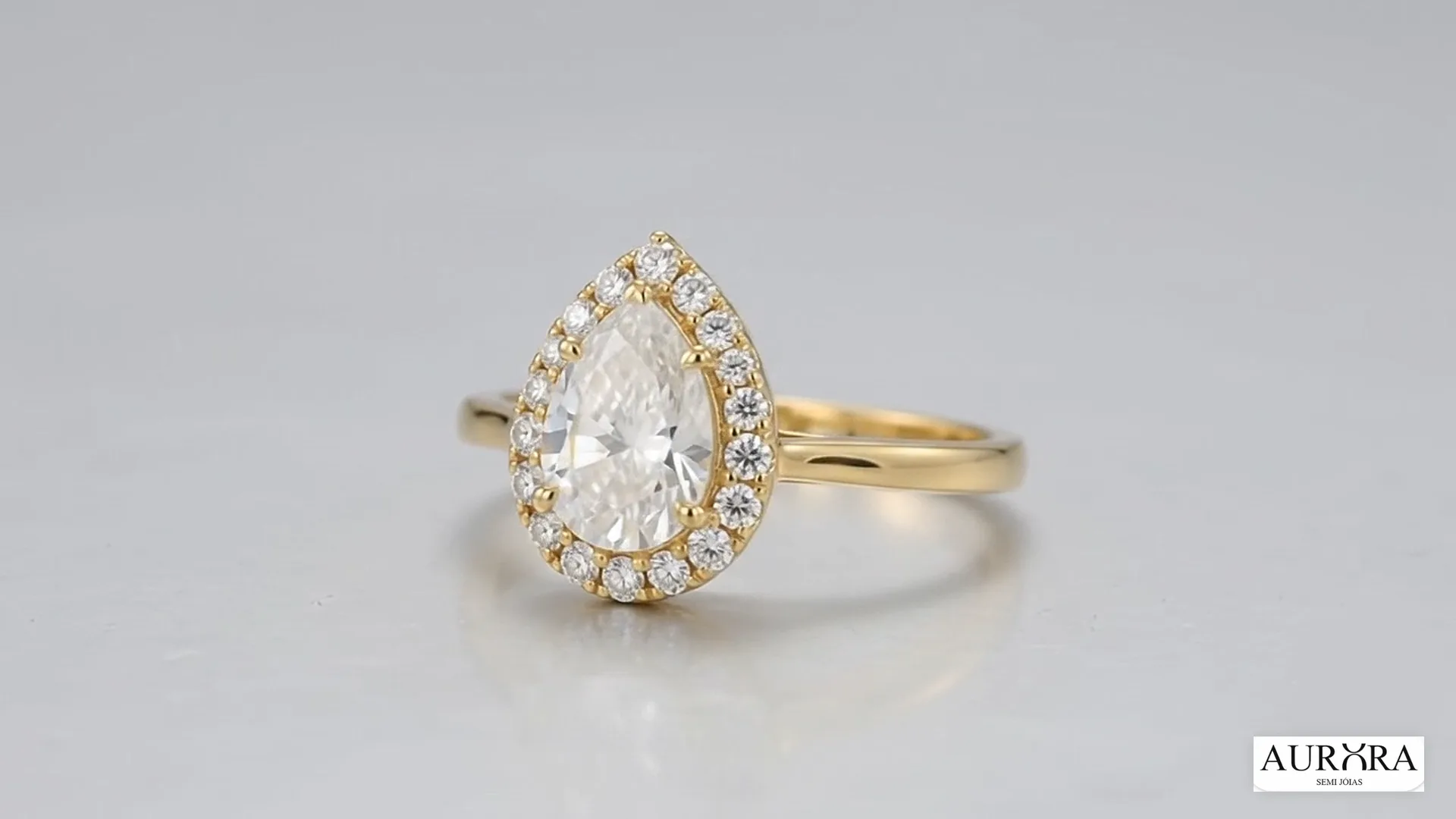 Anel Gota Aurora em ouro 18k com zircônia lapidação gota